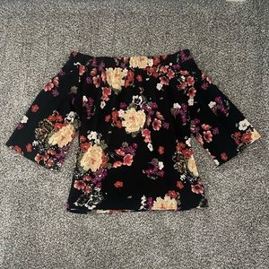 Off-shoulder, floral top